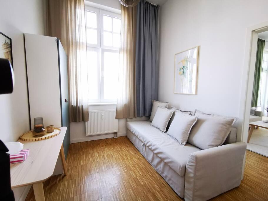 Apartment Sc 07 By Rockchair L Superhost Status L 2,5 Bedrooms Boxspringbeds Balcony Elevator Welcomes You! *
