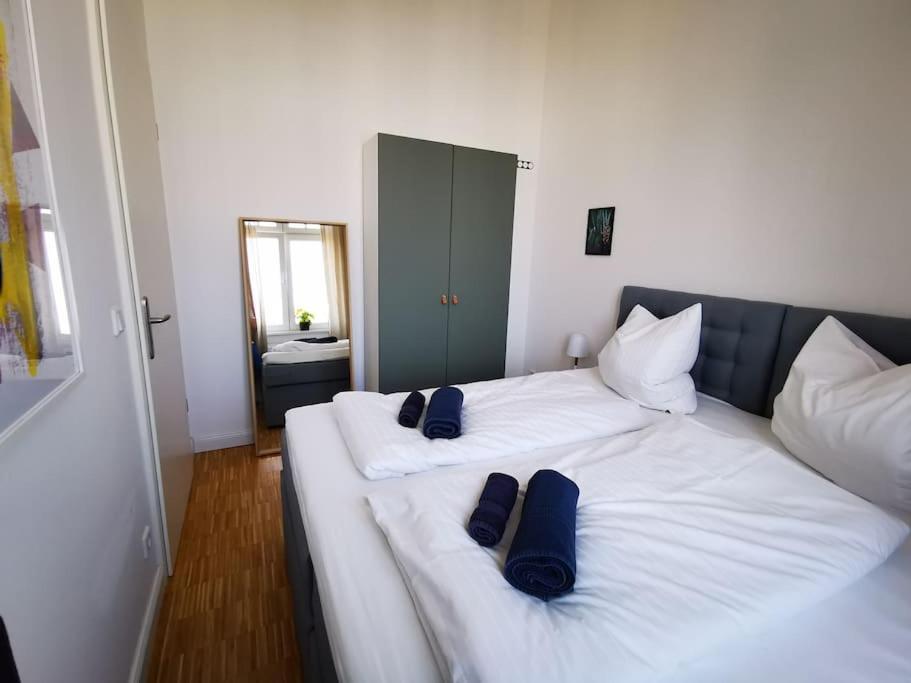 Sc 07 By Rockchair L Superhost Status L 2,5 Bedrooms Boxspringbeds Balcony Elevator Welcomes You! Apartment Berlin