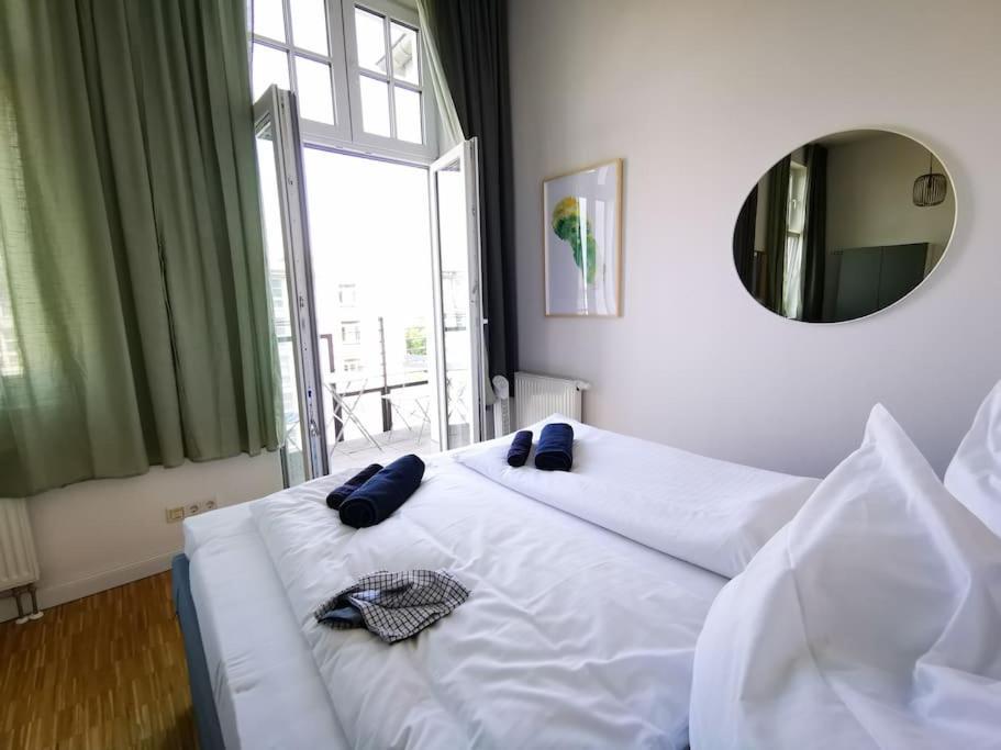 Sc 07 By Rockchair L Superhost Status L 2,5 Bedrooms Boxspringbeds Balcony Elevator Welcomes You! Berlino