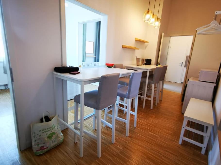 Sc 07 By Rockchair L Superhost Status L 2,5 Bedrooms Boxspringbeds Balcony Elevator Welcomes You!