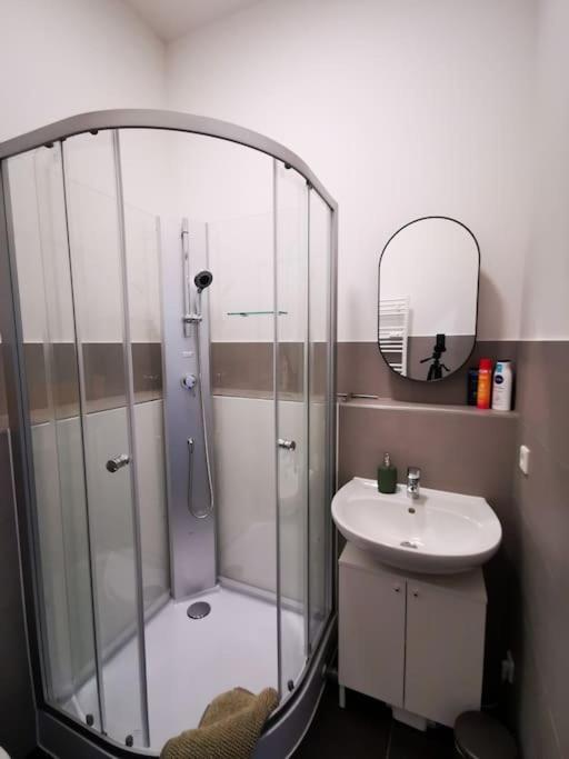 Sc 07 By Rockchair L Superhost Status L 2,5 Bedrooms Boxspringbeds Balcony Elevator Welcomes You!