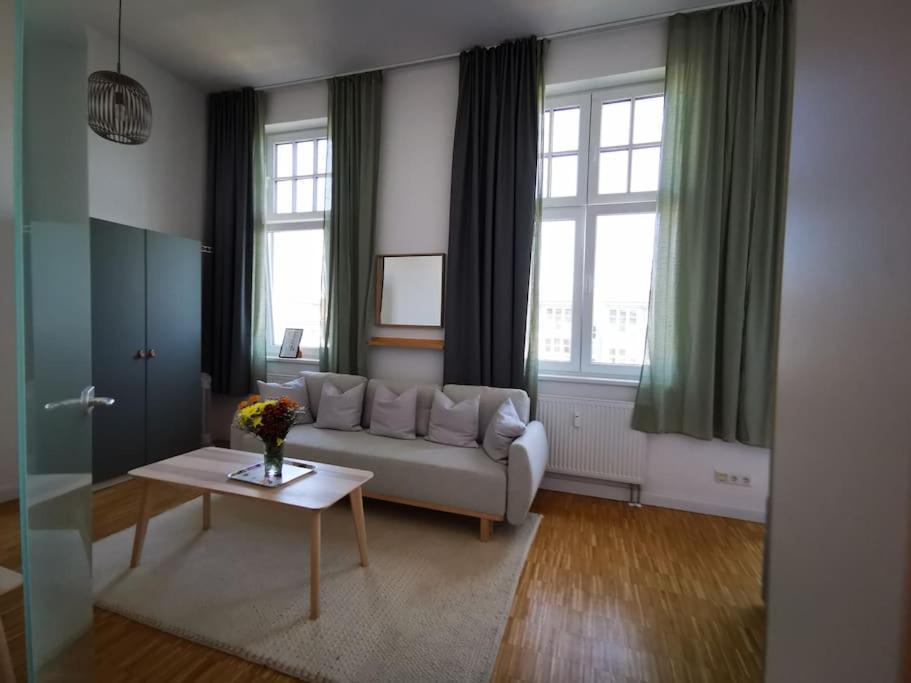 Sc 07 By Rockchair L Superhost Status L 2,5 Bedrooms Boxspringbeds Balcony Elevator Welcomes You! * Berlino