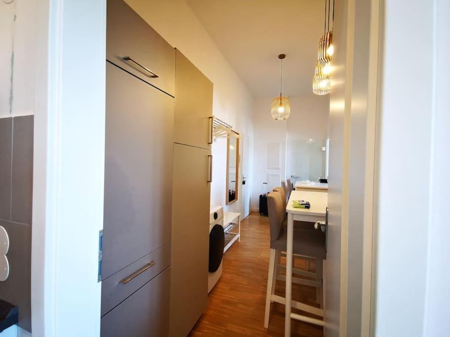 Appartamento Sc 07 By Rockchair L Superhost Status L 2,5 Bedrooms Boxspringbeds Balcony Elevator Welcomes You!