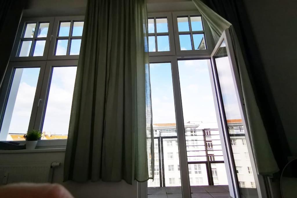 Appartamento Sc 07 By Rockchair L Superhost Status L 2,5 Bedrooms Boxspringbeds Balcony Elevator Welcomes You! Berlino